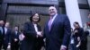 民進黨主席蔡英文與前美國副國務卿阿米蒂奇會面(美國之音鐘辰芳拍攝)