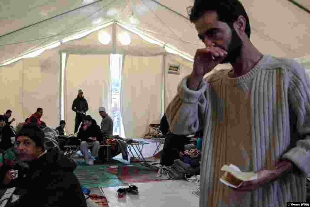 This camp is on the northern coast of Lesvos and is usually a brief transit point for refugees before being taken elsewhere in the island. However, these arrivals had to stay overnight amid reports that Moria camp was full.