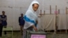 A woman casts her vote in Ethiopia's general election in Addis Ababa, Ethiopia, May 24, 2015.