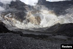 Suasana di tambang tembaga dan emas PT Grasberg milik Freeport di dekat Timika, wilayah timur Papua, Indonesia, 19 September 2015 (Foto: dok/Antara).
