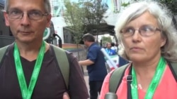 Pope’s Outreach to Gays Doesn’t Change Traditional Catholic View of Family