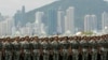 中国驻港军队2019年6月30日在香港昂船洲海军基地举行军事表演。