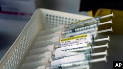Amajekiseni alomuthi we vaccine yenkampani ye Pfizer