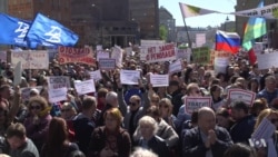 Moscow Residents Resist Massive Demolition Plan