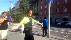 Ataque em Barcelona: Vários mortos e feridos em atropelamento em massa e tiroteio