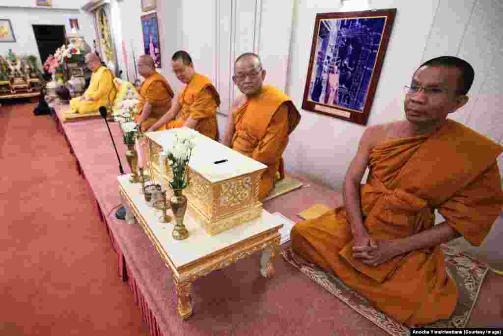 Thai king funeral wat thai dc