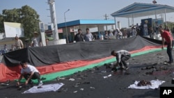 قرار است امروز مراسم تشیع جنازه و تدفین قربانیانی حملۀ خونین دیروز در مصلای شهید مزاری برگزار گردد.