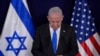 Perdana Menteri Israel Benjamin Netanyahu membuat pernyataan dengan Menteri Luar Negeri AS Antony Blinken kepada media, di dalam The Kirya, yang menampung Kementerian Pertahanan Israel, setelah pertemuan mereka di Tel Aviv, Kamis 12 Oktober 2023. (Foto: AP)