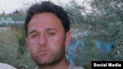 قادر محمدزاده، زندانی سیاسی در ایران