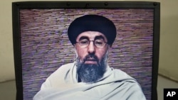 محل بودوباش گلبدین حکمتیار معلوم نیست اما مقام های افغان می گویند که او شاید در پاکستان باشد