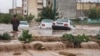 سیلاب و بارش باران و برف در جاده‌ها، مسافرت‌های نوروزی را مختل کرد