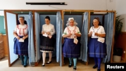 Near Serbia Border, Hungarians Vote 'No' to Migrants