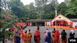Upacara Peringatan HUT RI ke 76 di Wisma Tilden Washington DC , Selasa 17 Agustus 2021.(VOA/Virginia Gunawan).