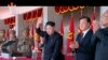 朝鲜领导人金正恩视察火箭发射训练