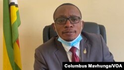 Mutauriri webazi redzidzo yepasi, VaTaungana Ndoro.