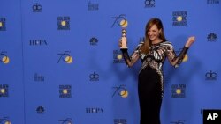 女演员埃里森.詹森以在影片“I, Tonya"中的角色获得最佳女配角奖。（2017年1月7日）