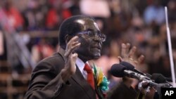 Umongameli Robert Mugabe emhlanganweni labalwa impi yenkululeko 