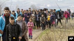 اکثر کشورهای اروپایی قوانین مهاجرتی خود را سختگیرانه تر ساخته اند.