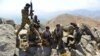 Para pejuang anti-Taliban siaga di wilayah Darband, distrik Anaba, provinsi Panjshir, Afghanistan, 1 September 2021. 