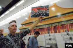 有外籍人士參與支聯會「八九民運全接觸」活動（美國之音湯惠芸攝）