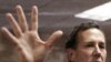 Rick Santorum, Mitt Romney Memimpin dalam Kaukus Iowa