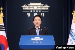 박수현 청와대 대변인이 춘추관에서 브리핑하고 있다. (자료사진)