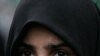 Puluhan Perempuan Ditahan di Perancis Karena Kenakan Cadar