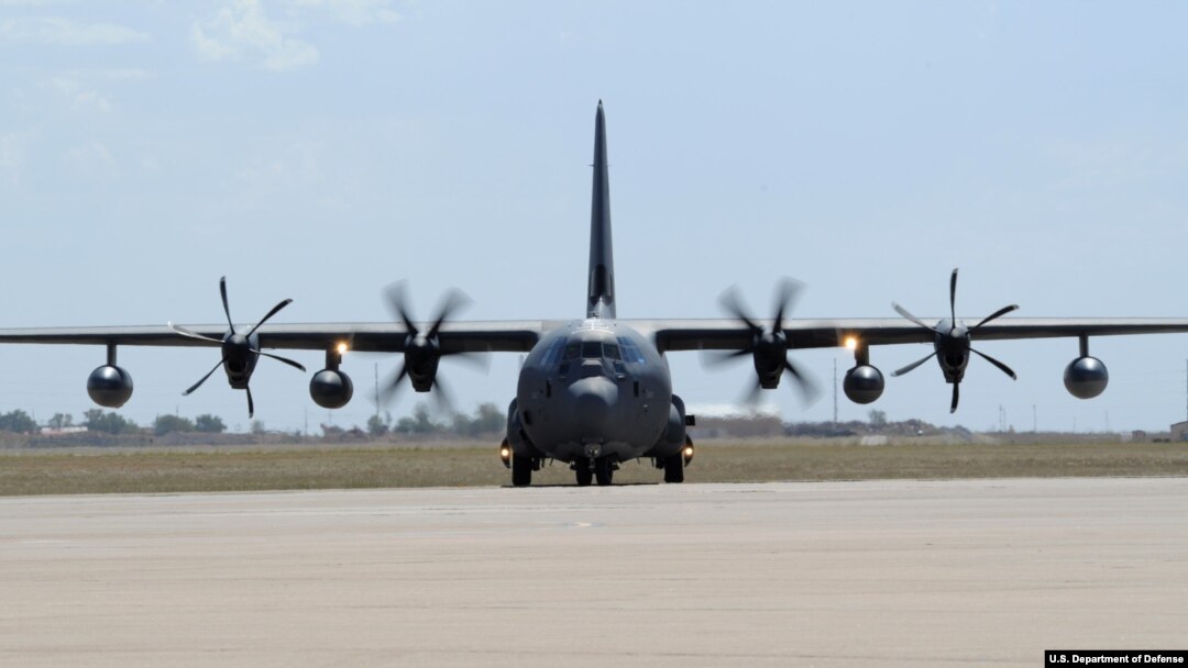 美國空軍MC-130J 特種作戰多功能運輸機。