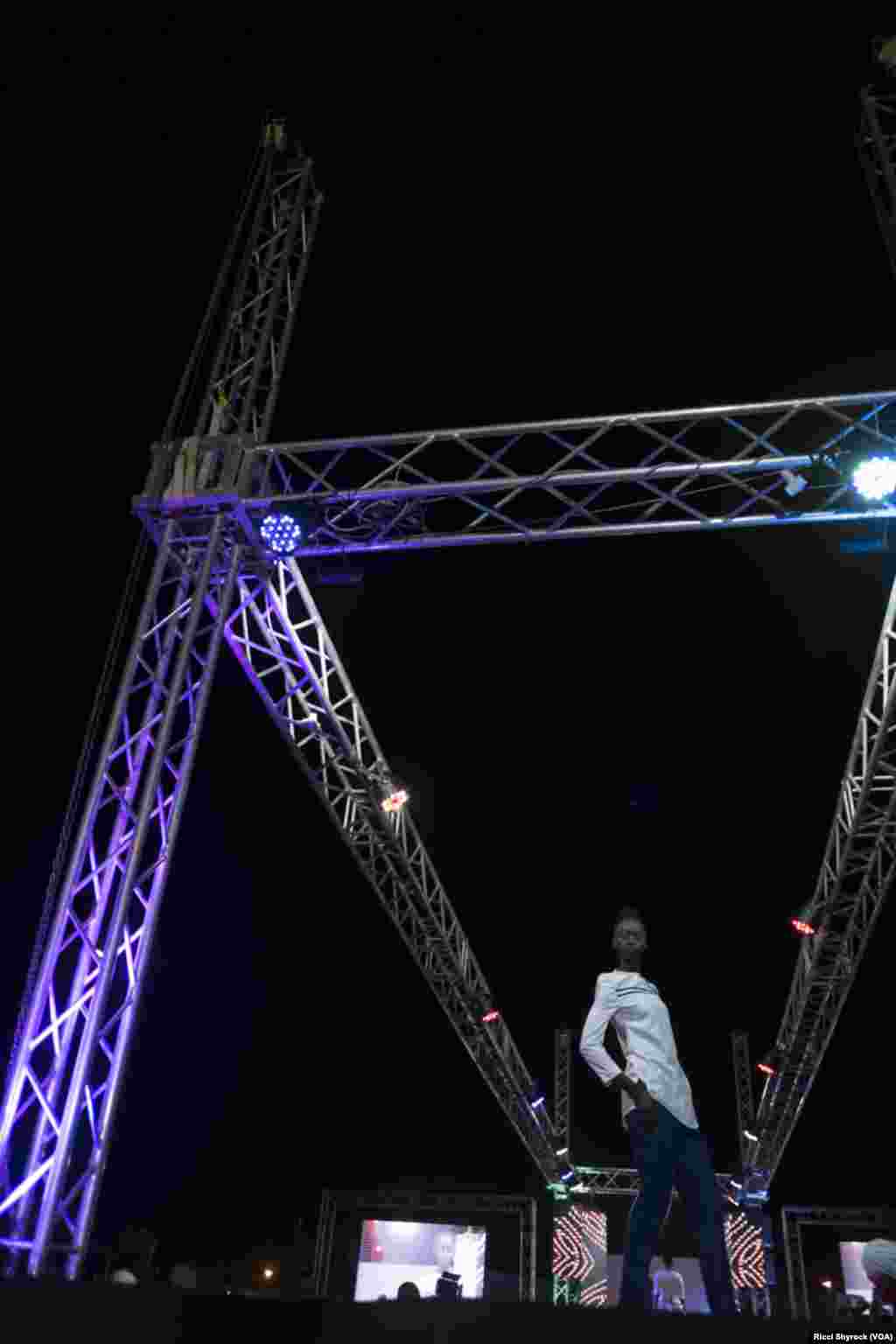 A model for TIPI STYLE walks the catwalk at Dakar Fashion Week's "Street Show," which is open to the public, June 29, 2017.
