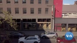 Massive Bookstore in Portland Thrives in Age of E-Books