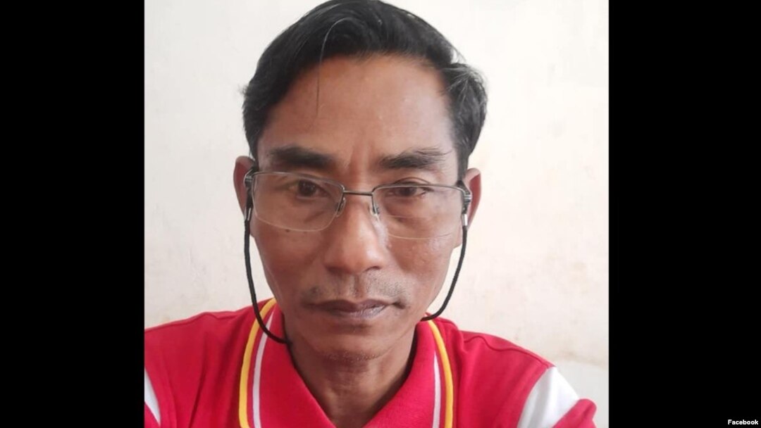 ဦးသန်းလွင် NLD ဥက္ကဌ နယ်စပ် ဘုရားသုံးဆူမြို့ (ဓါတ်ပုံ - ဦးသန်းလွင် facebook )