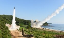 북한의 대륙간탄도미사일(ICBM) 도발에 대응해 지난 2017년 7월 열린 미한 연합 탄도미사일 타격훈련에서 주한미군의 에이태킴스(ATACMS) 지대지미사일이 발사되고 있다. 한국 합동참모본부 제공.