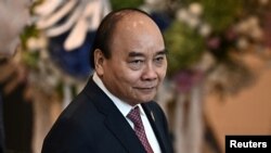 资料照：越南国家主席阮春福在泰国出席APEC峰会。（2022年11月18日）