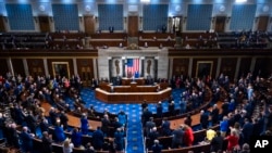 APTOPIX State of the Union