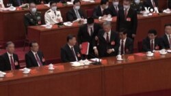 最新視頻顯示胡錦濤“被請離”二十大閉幕式現場或另有隱情