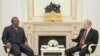 Umaro Sissoco Embaló, Presidente da Guiné-Bissau, e Vladimir Putin, Presidente da Rússia, em Moscovo, Rússia, 25 Outubro 2022