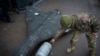 Cбитый российский беспилотник «Шахед», 14 ноября 2024 г. (AP Photo/Efrem Lukatsky) 