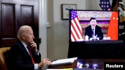 美國總統拜登從白宮通過視頻與中國國家主席習近平通話。(2021年11月15日)