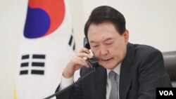 29일 윤석열 한국 대통령이 볼로디미르 젤렌스키 우크라이나 대통령과 전화 통화를 가졌다. (사진출처: 한국 대통령실)