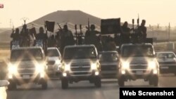 داعش شهر مرزی رقه در سوریه را پایتخت خلافت اسلامی خود خواندۀ خویش می پندارند.