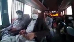 Traders on bus 