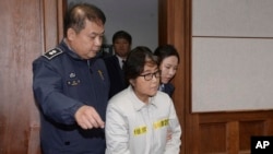 韩国总统朴槿惠的在押密友崔顺实