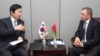 한국 외교장관, 각국 장관들과 북 핵 공조 논의