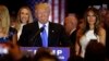 Kandidat calon presiden Partai Republik, Donald Trump, didampingi istrinya Melania (kanan), dalam pesta kemenangan di Trump Tower, New York (3/5). (Reuters/Lucas Jackson)