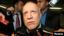 بیژن زنگنه
