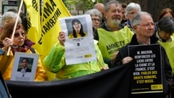 國際特赦組織的人權運動人士2024年5月4日在中國國家主席習近平訪問法國之際舉行示威。 （法新社）