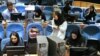 Wartawan Iran Dapat 'Peringatan' via SMS 