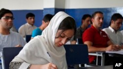 محصلین پوهنتون