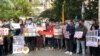 香港工會組織職工盟以及多區的區議員先後到特首官邸遞交請願書，要求政府關閉香港與中國大陸之間的口岸，防止武漢肺炎進一步擴散。(視頻截圖) （2020年1月27日）