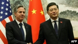 资料照片：美国国务卿布林肯在北京钓鱼台国宾馆与中国外长秦刚会晤。(2023年6月18日)